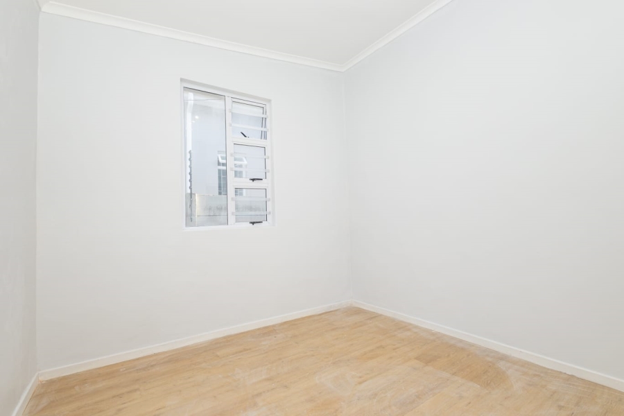 To Let 2 Bedroom Property for Rent in Wynberg Western Cape